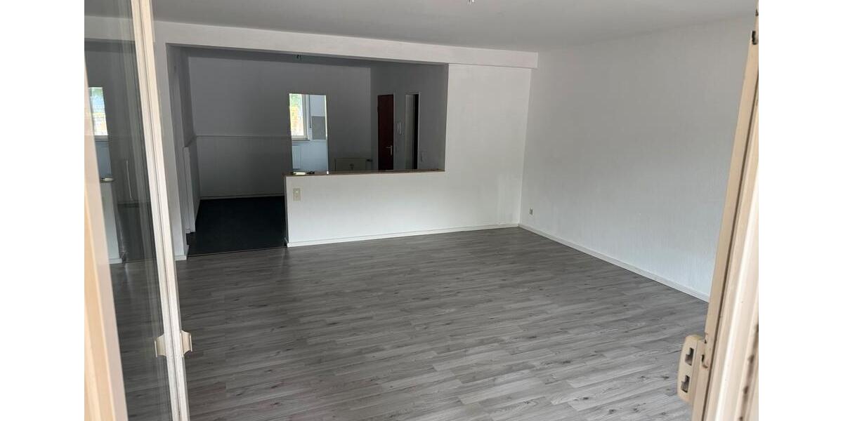 Erdgeschoßwohnung Gelsenkirchen Gelsenkirchen-Mitte - 3 Zimmer, 92 m&sup2;, 165.000&euro; | Angebot:27219074
