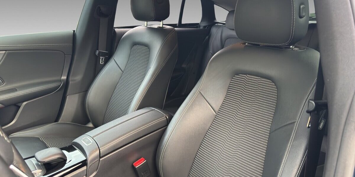 Mercedes-Benz CLA 180 Shooting Brake d Autom.MBUX AHK 152.593 km 11.400 &euro; Wuppertal 42327