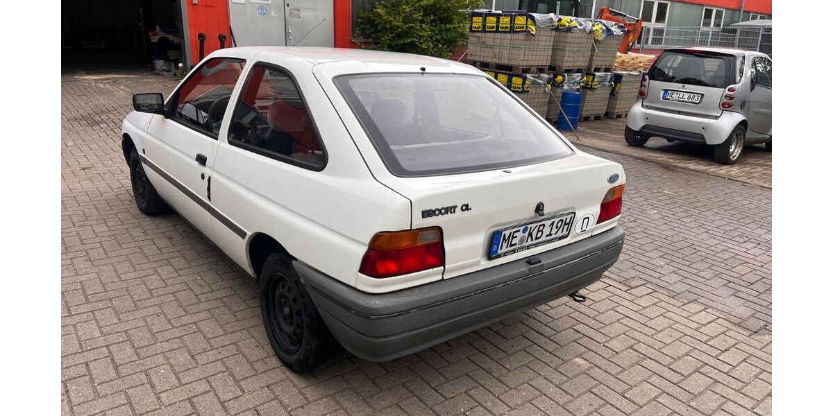 Ford Escort 119.800 km 2.750 &euro; Mettmann 40822