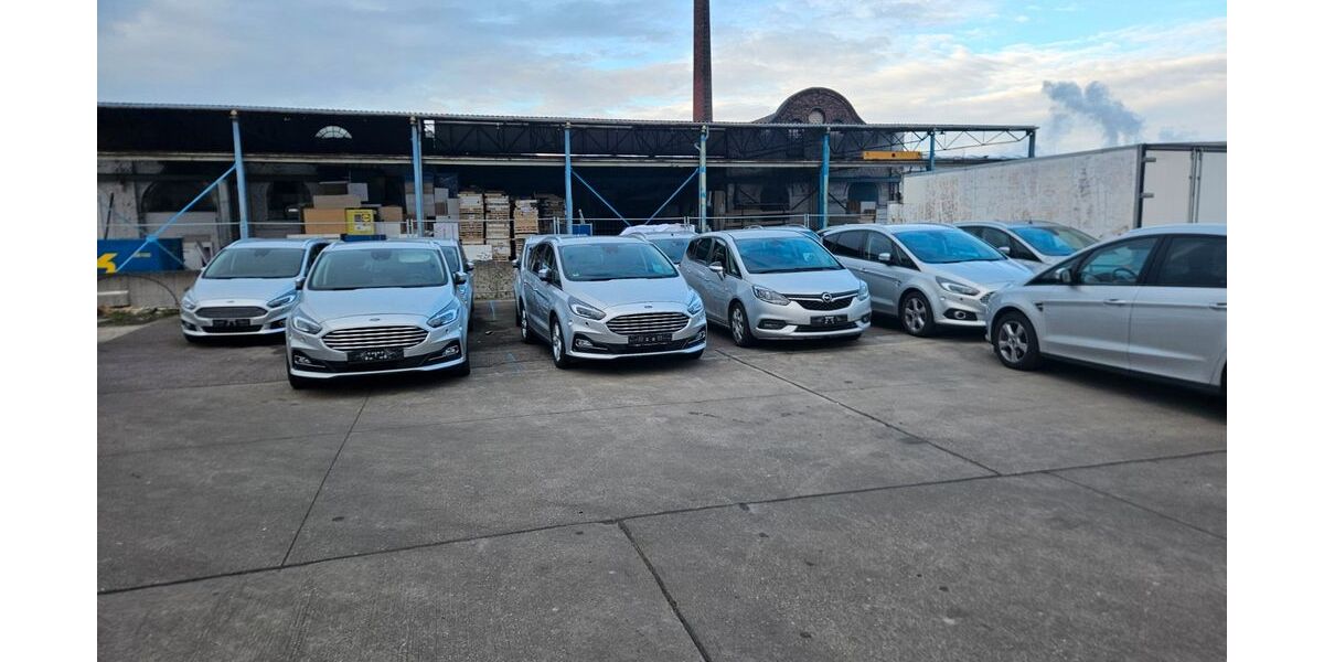 Ford S-Max 134.500 km 14.300 &euro; Neuss 41462