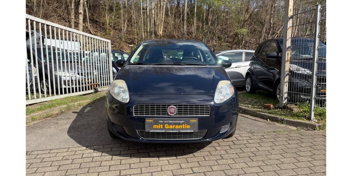 Fiat Grande Punto 157.208 km 1.999 &euro; Essen 45145