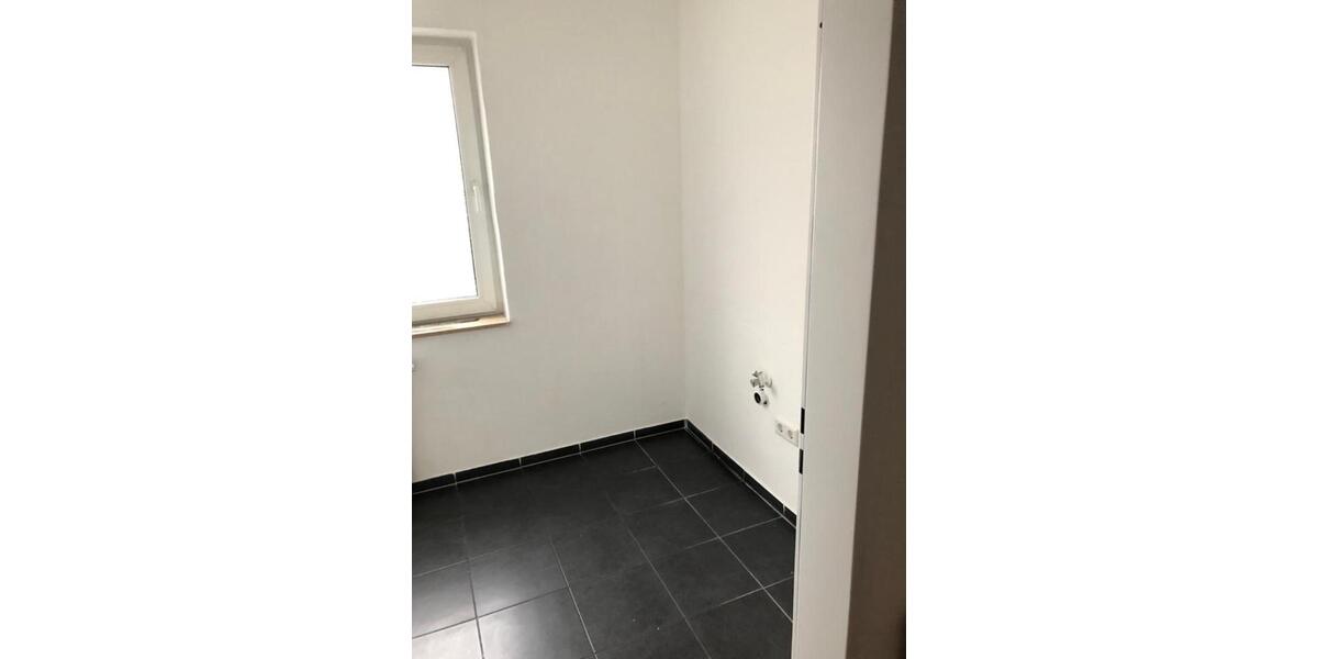 Etagenwohnung Hagen Hagen-Nord - 4 Zimmer, 106 m&sup2;, 660&euro; | Angebot:25143761