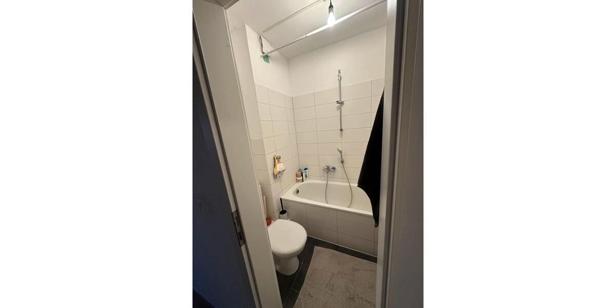 Etagenwohnung Duisburg Rheinhausen - 3 Zimmer, 69 m&sup2;, 900&euro; | Angebot:27568914