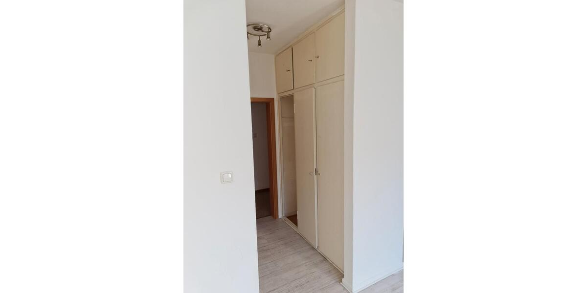 Etagenwohnung Hagen - 1.5 Zimmer, 28 m&sup2;, 300&euro; | Angebot:27541065
