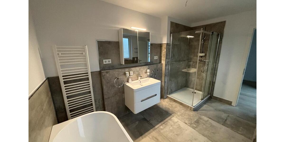 Einfamilienhaus Düsseldorf Pempelfort - 3 Zimmer, 125 m&sup2;, 2.210&euro; | Angebot:24703867