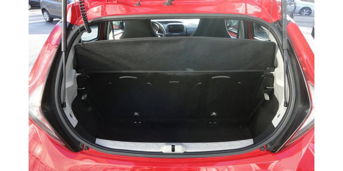 Toyota Aygo X x-Business-Paket 53 KW Klima 1.Hd 100.000 km 6.999 &euro; Neuss 41462