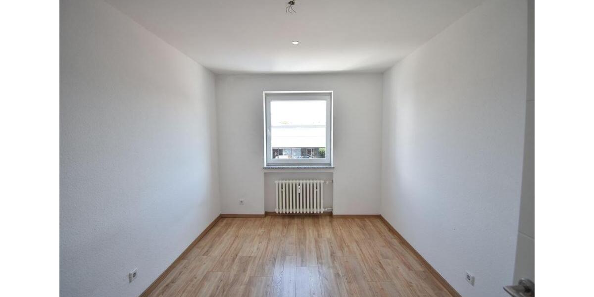Etagenwohnung Essen Stadtbezirk VI - 4 Zimmer, 145 m&sup2;, 1.550&euro; | Angebot:22040281