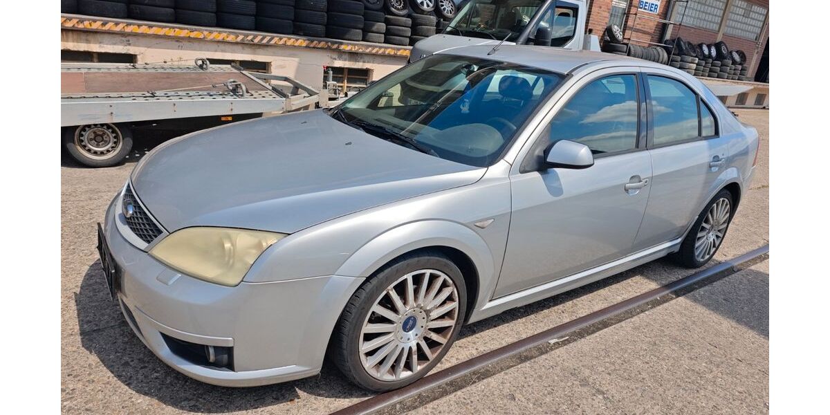 Ford Mondeo 137.665 km 1.800 &euro; Neuss 41460