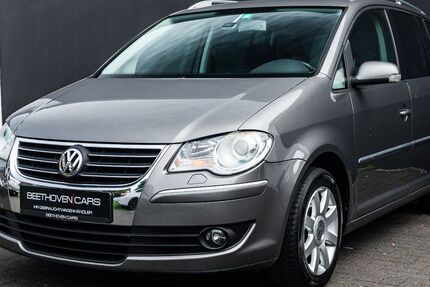 VW Touran 213.000 km 3.500 &euro; Solingen 42655