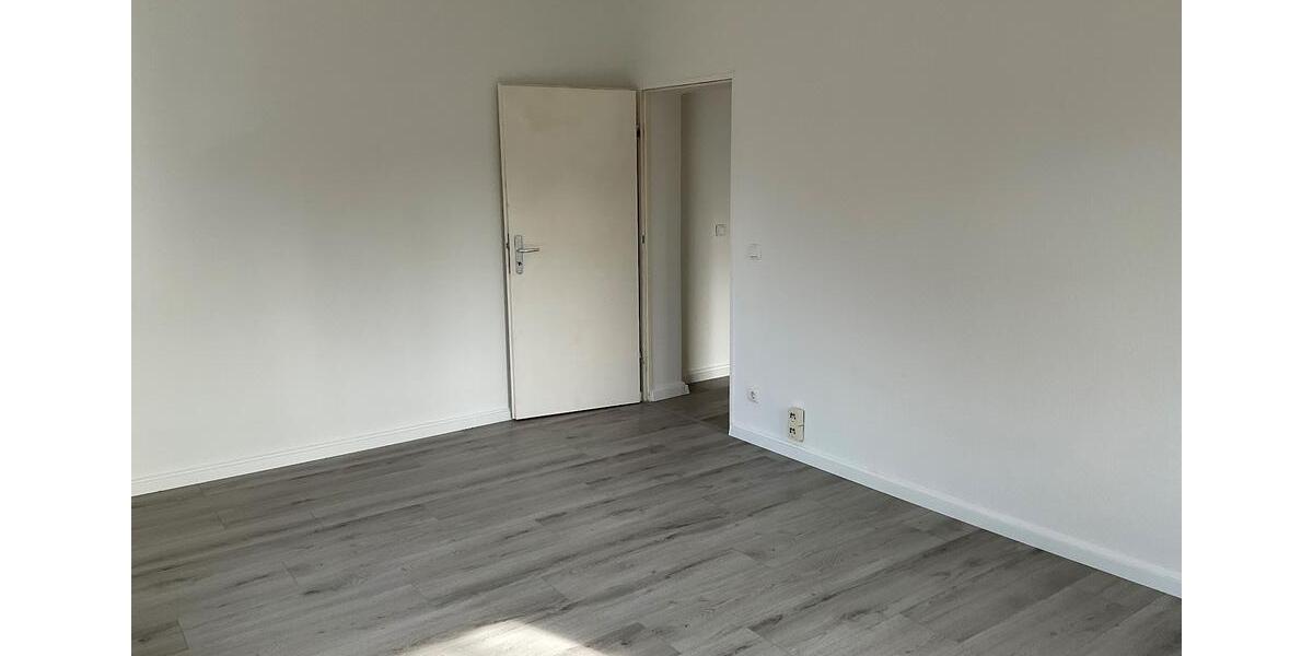 Etagenwohnung Duisburg Mittelmeiderich - 3 Zimmer, 70 m&sup2;, 539&euro; | Angebot:25592048