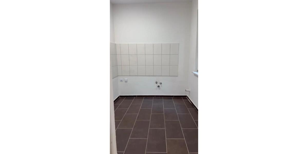 Etagenwohnung Duisburg - 2 Zimmer, 49 m&sup2;, 590&euro; | Angebot:25979641