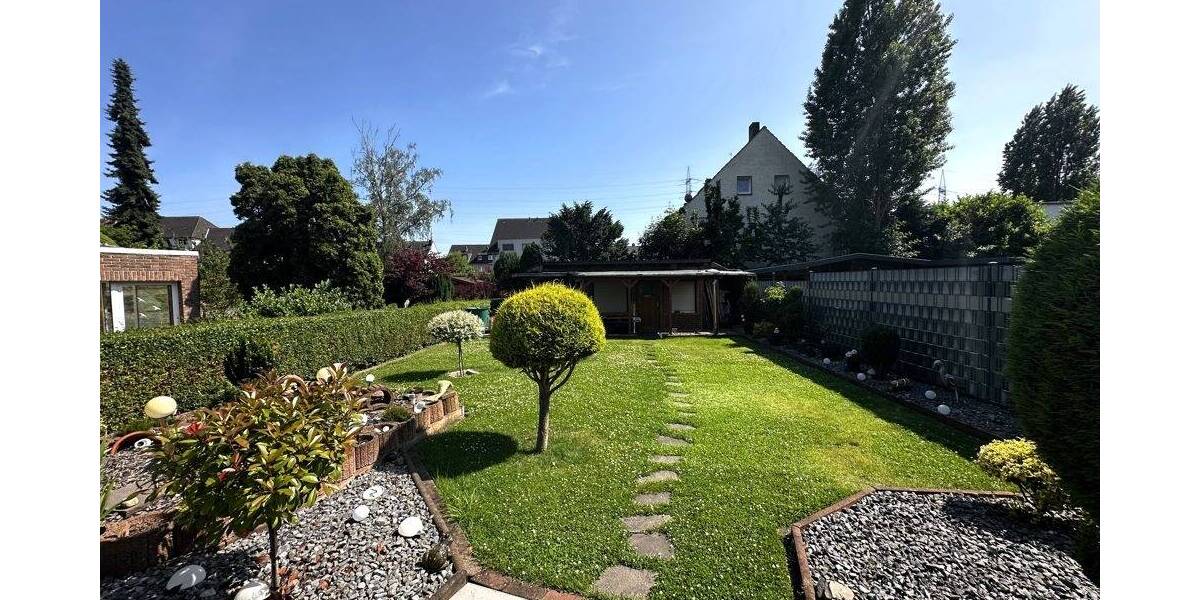 Doppelhaushälfte Essen Karnap - 6 Zimmer, 197 m&sup2;, 450.000&euro; | Angebot:25707136