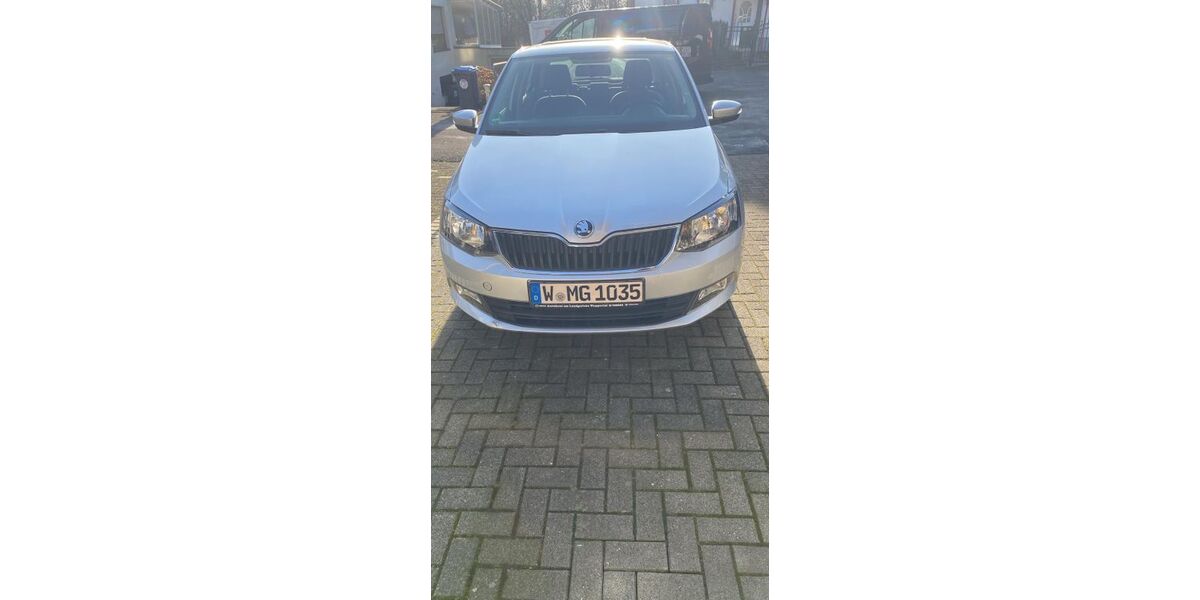 Skoda Fabia 50.294 km 9.200 &euro; Wuppertal 42281