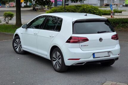 VW Golf 64.000 km 15.990 &euro; Essen 45357