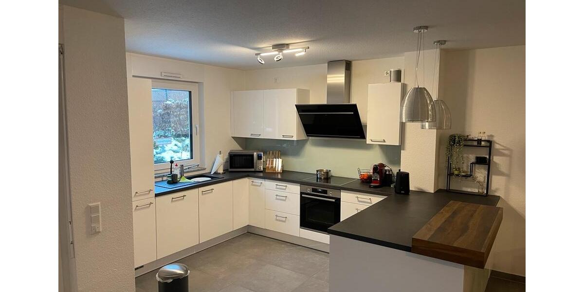 Erdgeschoßwohnung Solingen Höhscheid - 2 Zimmer, 74 m&sup2;, 975&euro; | Angebot:25613723