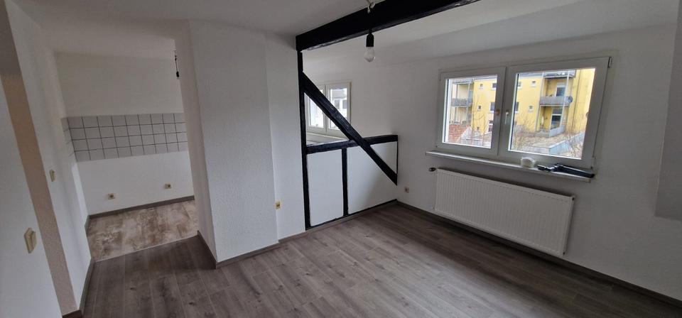 Dachgeschoßwohnung Hattingen - 2.5 Zimmer, 60 m&sup2;, 400&euro; | Angebot:25349114