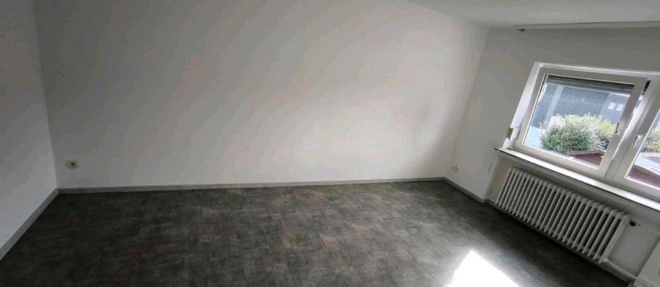 Etagenwohnung Wuppertal Dönberg - 2 Zimmer, 60 m&sup2;, 580&euro; | Angebot:27568508