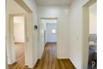 Einfamilienhaus mit 5 Zimmern und 2 Bädern, großem Garten ideal für Familien. Komplett saniert! - Einfamilienhaus Düsseldorf / Rath Rath | Angebot:27190569