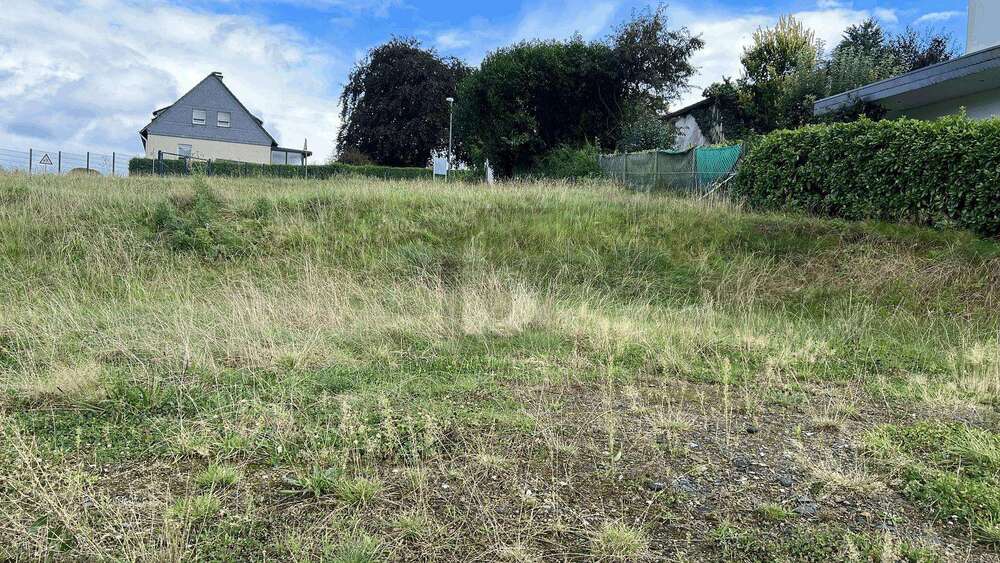 Grundstück Remscheid Gemarkung Bergisch Born - 260.000&euro; | Angebot:27218031