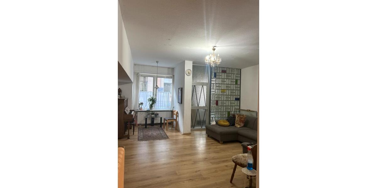Erdgeschoßwohnung Duisburg Laar - 3 Zimmer, 93 m&sup2;, 500&euro; | Angebot:27571189