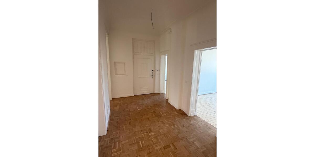 Etagenwohnung Duisburg - 4 Zimmer, 120 m&sup2;, 349.000&euro; | Angebot:26794303