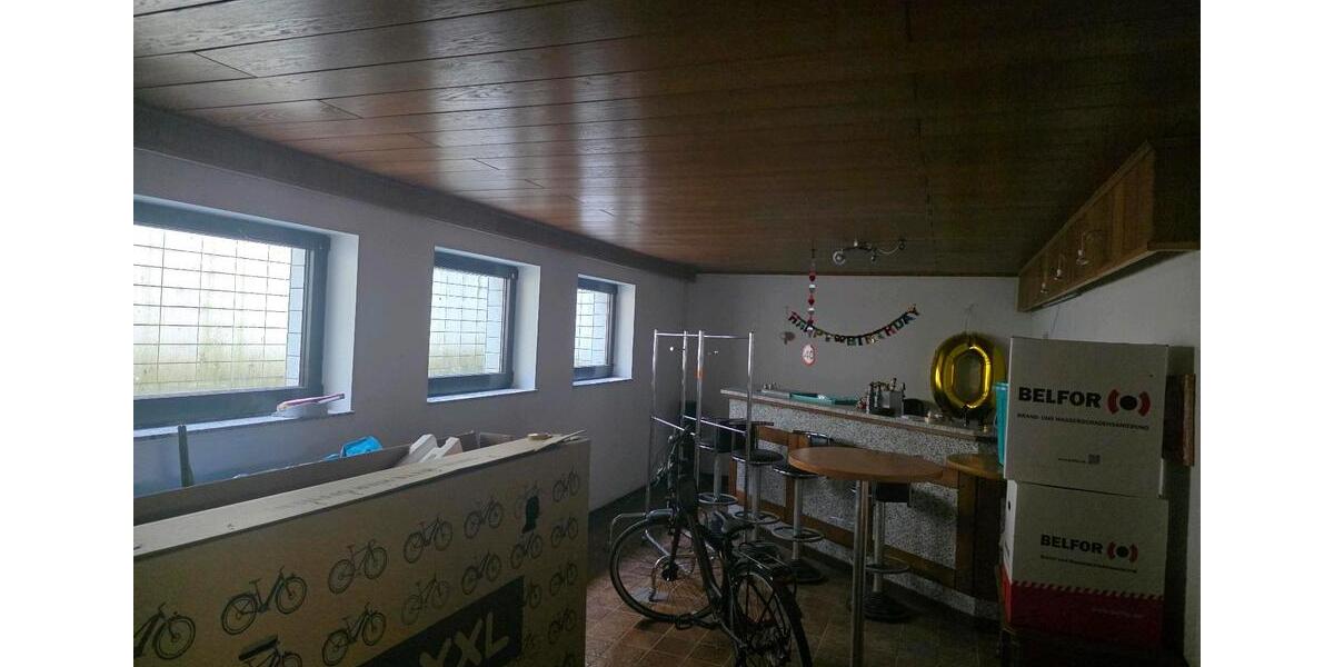 Doppelhaushälfte Essen Stadtbezirk VI - 7 Zimmer, 220 m&sup2;, 650.000&euro; | Angebot:26412490