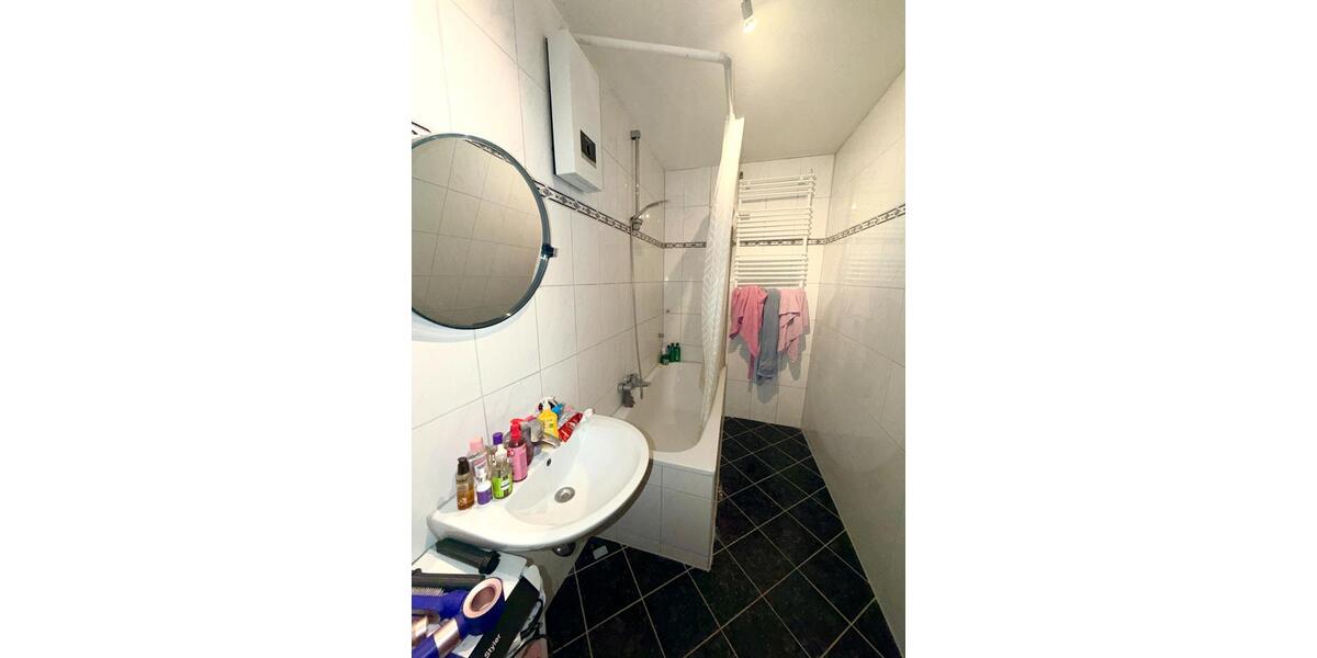 Etagenwohnung Düsseldorf Stadtbezirk 2 - 1 Zimmer, 43 m&sup2;, 799&euro; | Angebot:25794751