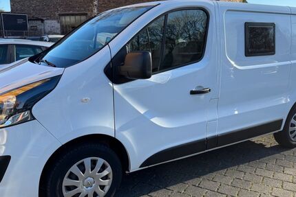 Opel Vivaro 177.000 km 10.499 &euro; Neuss 41462
