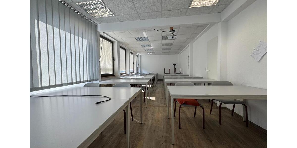 Gewerbeobjekt Duisburg - 1.017&euro; | Angebot:22895606