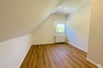 Einfamilienhaus mit 5 Zimmern und 2 Bädern, großem Garten ideal für Familien. Komplett saniert! - Einfamilienhaus Düsseldorf / Rath Rath | Angebot:27190569