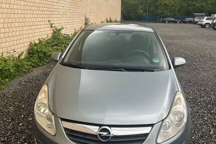 Opel Corsa 153.000 km 3.000 &euro; Essen 45326