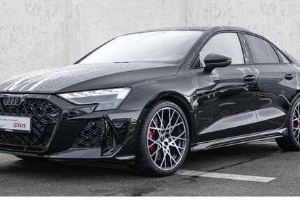 Audi RS3 18.870 km 62.890 &euro; Düsseldorf 40549