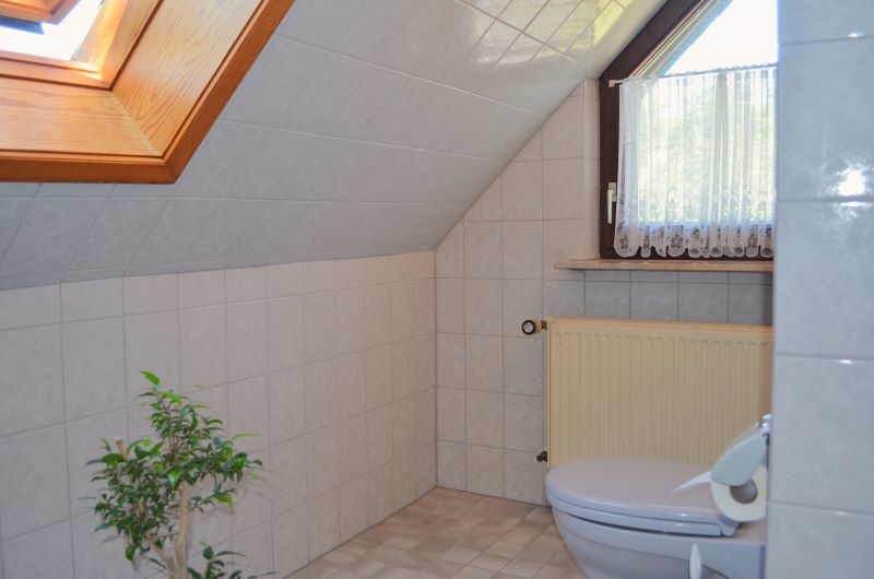 Großzügiges 2 Familien-Doppel-Landhaus mit Nebengebäuden und Pool in sonniger Hanglage! - Bauernhaus, Landhaus Velbert Pöthen | Angebot:22239219
