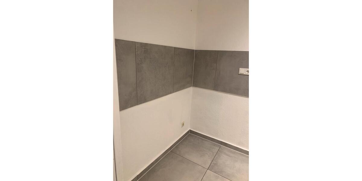 Etagenwohnung Solingen - 2 Zimmer, 50 m&sup2;, 800&euro; | Angebot:25221295