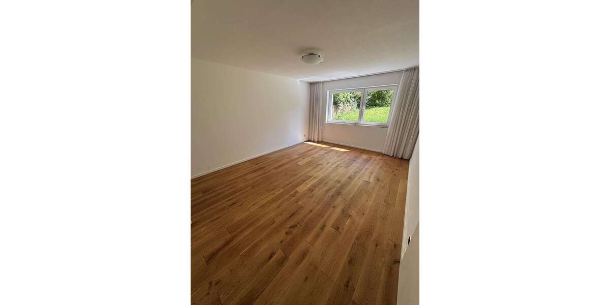Etagenwohnung Essen Schuir - 2.5 Zimmer, 96 m&sup2;, 1.100&euro; | Angebot:26630724