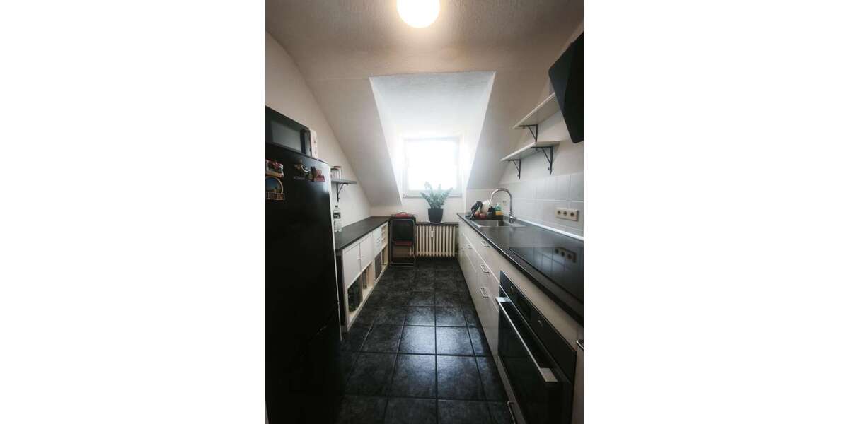 Etagenwohnung Düsseldorf Bilk - 3 Zimmer, 74 m&sup2;, 1.300&euro; | Angebot:26978100