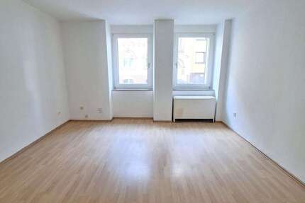 Wohnung Essen Huttrop - 1.5 Zimmer, 33 m&sup2;, 340&euro; | Angebot:25870557