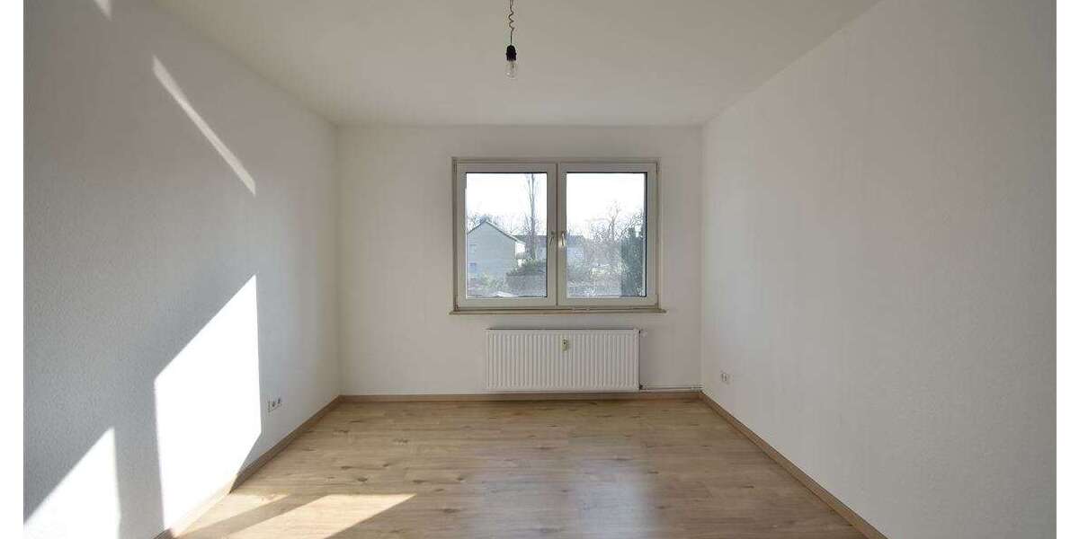 Etagenwohnung Duisburg Neumühl - 2 Zimmer, 52 m&sup2;, 650&euro; | Angebot:26985196