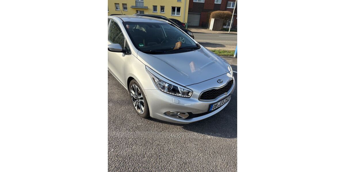 Kia ceed / Ceed 70.490 km 11.100 &euro; Oberhausen 46047