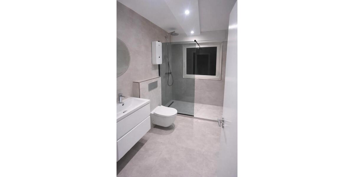 Etagenwohnung Ratingen - 2 Zimmer, 60 m&sup2;, 1.200&euro; | Angebot:25374933