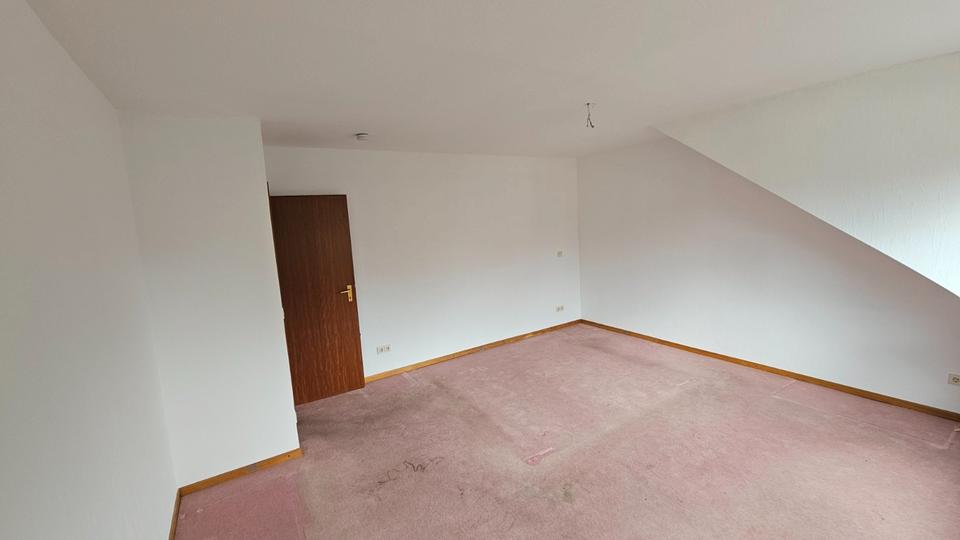 Etagenwohnung Duisburg Ruhrort - 3 Zimmer, 95 m&sup2;, 690&euro; | Angebot:27587060