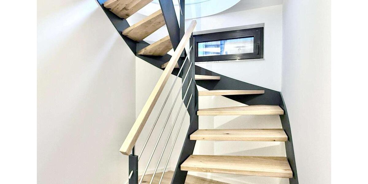 Erdgeschoßwohnung Düsseldorf Stadtbezirk 9 - 4 Zimmer, 168 m&sup2;, 2.500&euro; | Angebot:25812496