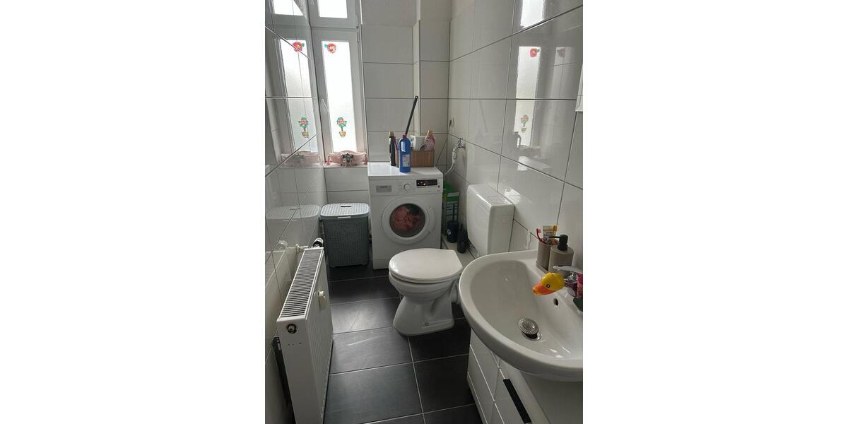 Etagenwohnung Gelsenkirchen Resse - 5 Zimmer, 135 m&sup2;, 1.500&euro; | Angebot:27566341