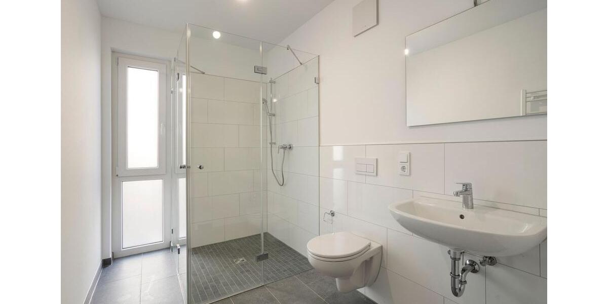 Erdgeschoßwohnung Gelsenkirchen Gelsenkirchen-Nord - 3 Zimmer, 94 m&sup2;, 1.065&euro; | Angebot:25852202