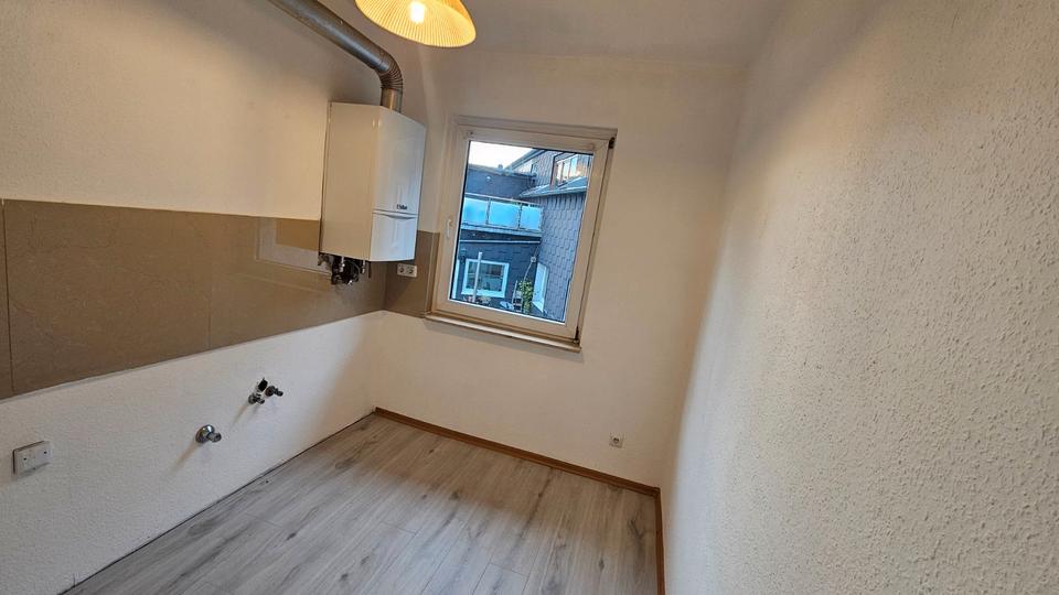 Etagenwohnung Duisburg Ruhrort - 3 Zimmer, 52 m&sup2;, 107.000&euro; | Angebot:27413712