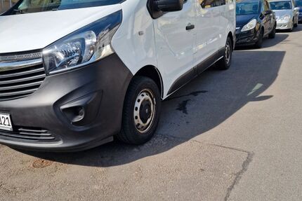 Opel Vivaro 214.000 km 10.750 &euro; Solingen 42651