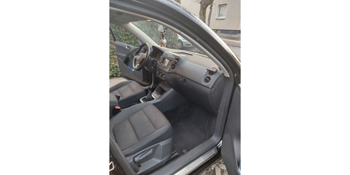 VW Tiguan 190.131 km 5.980 &euro; Hattingen 45525