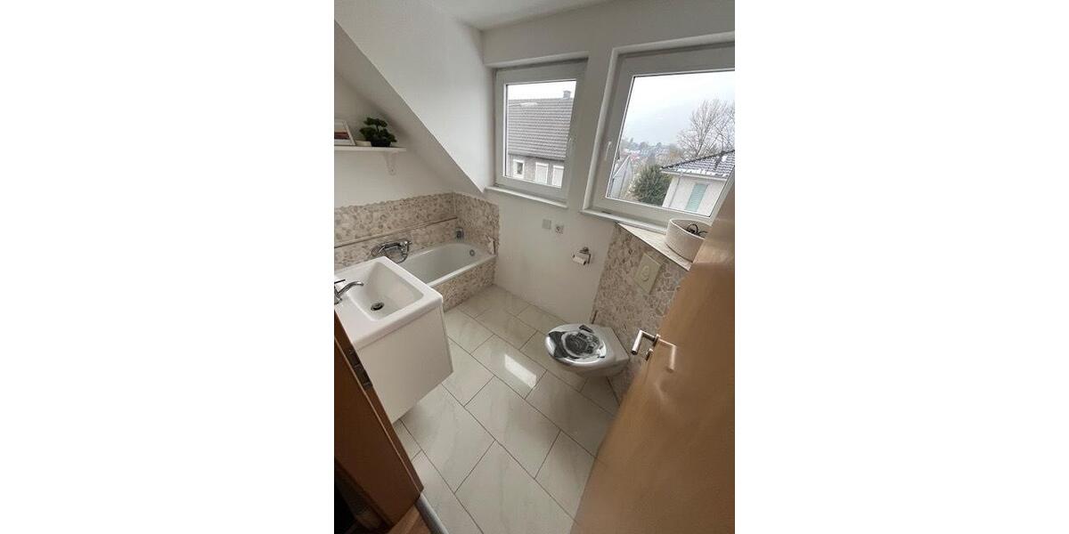 Reihenhaus Hückeswagen - 4 Zimmer, 110 m&sup2;, 350.000&euro; | Angebot:25953336