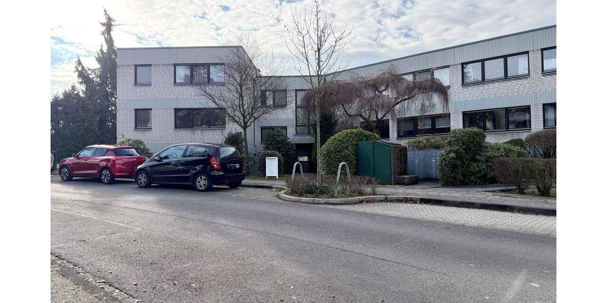Etagenwohnung Düsseldorf Unterbach - 4 Zimmer, 109 m&sup2;, 359.000&euro; | Angebot:25687320