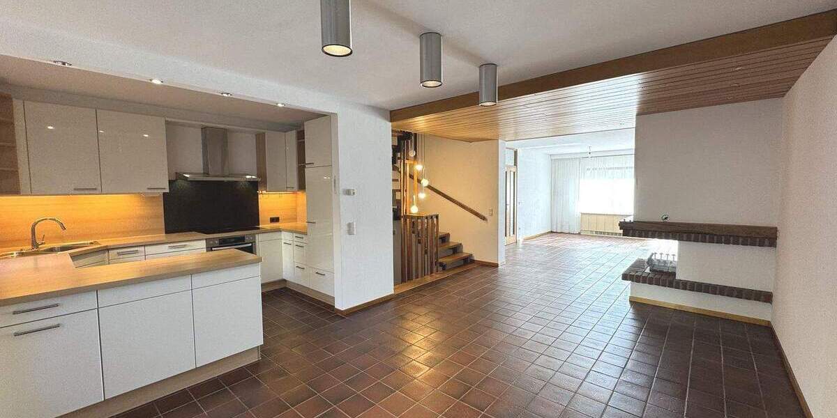 Reihenmittelhaus Burscheid - 6 Zimmer, 122 m&sup2;, 395.000&euro; | Angebot:25686259